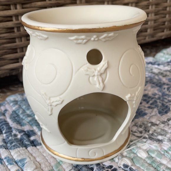 Yankee Candle Porcelain Tree Warmer - Picture 3 of 8